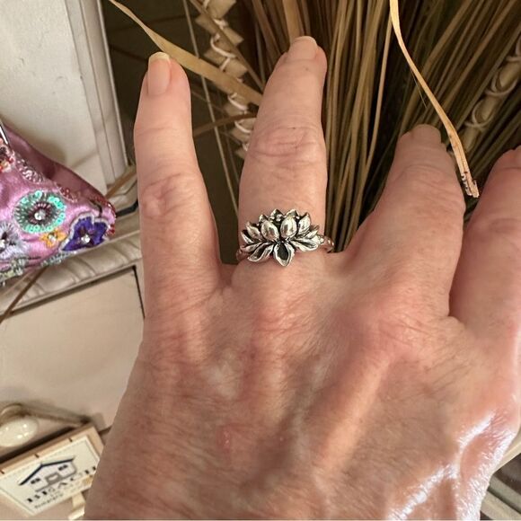 Blooming Lotus Flower Sterling Silver Ring - Picture 5 of 7